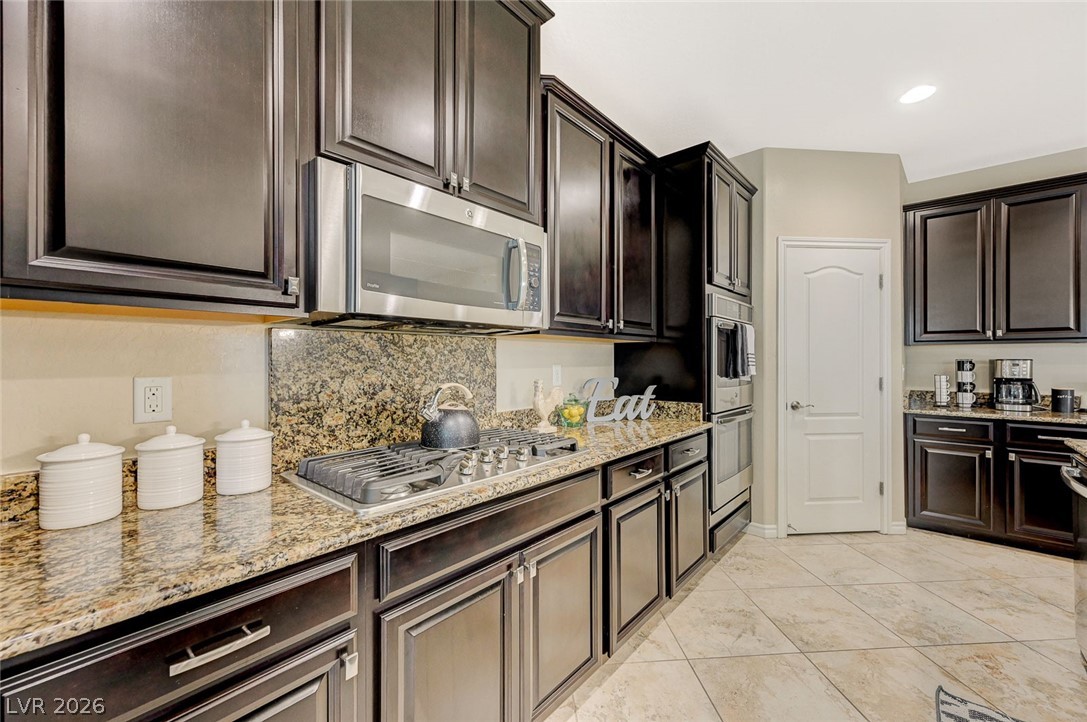 2894 Shining Sun Way Henderson NV 89052