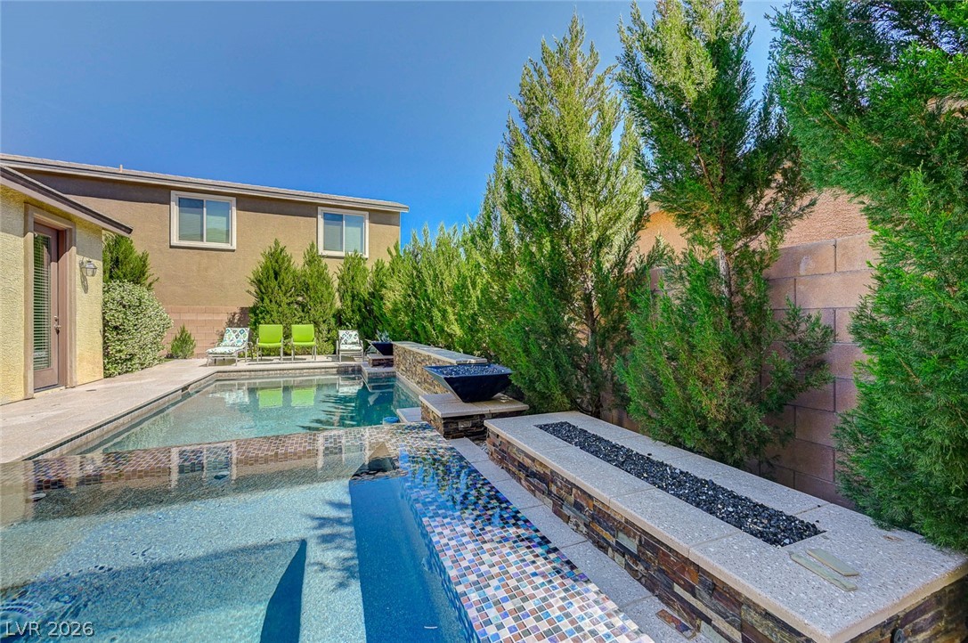 2894 Shining Sun Way Henderson NV 89052