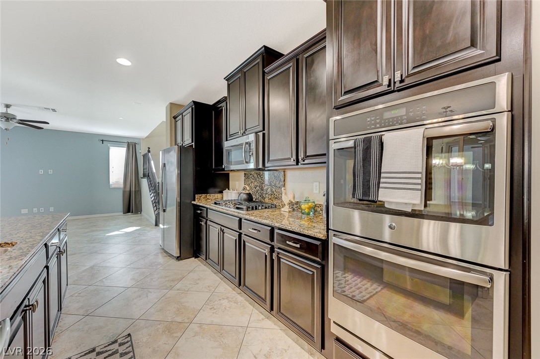 2894 Shining Sun Way Henderson NV 89052