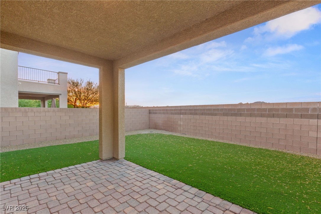 964 Midnight View Avenue Henderson NV 89015
