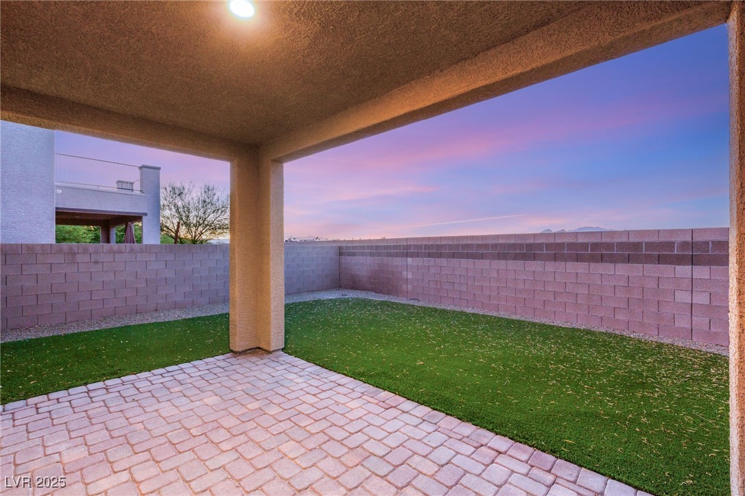 964 Midnight View Avenue Henderson NV 89015
