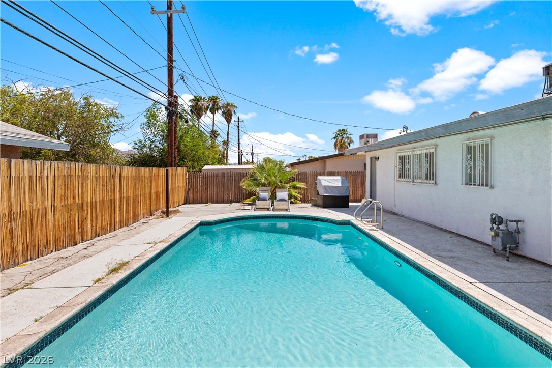 4314 Swandale Avenue Las Vegas NV 89121