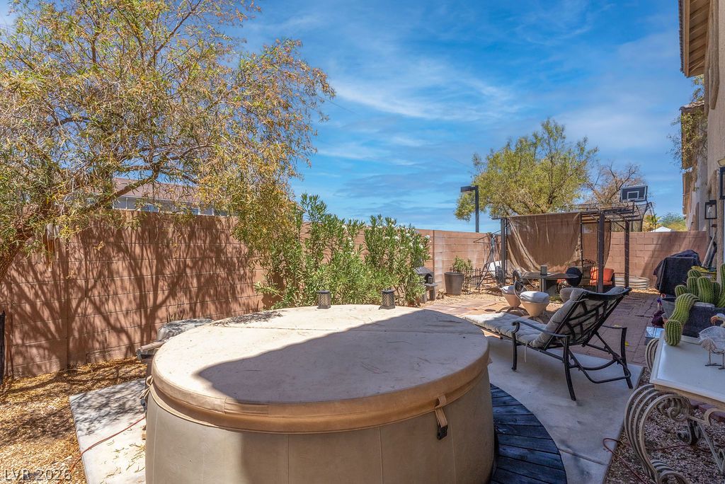 1426 Evening Song Avenue Henderson NV 89012
