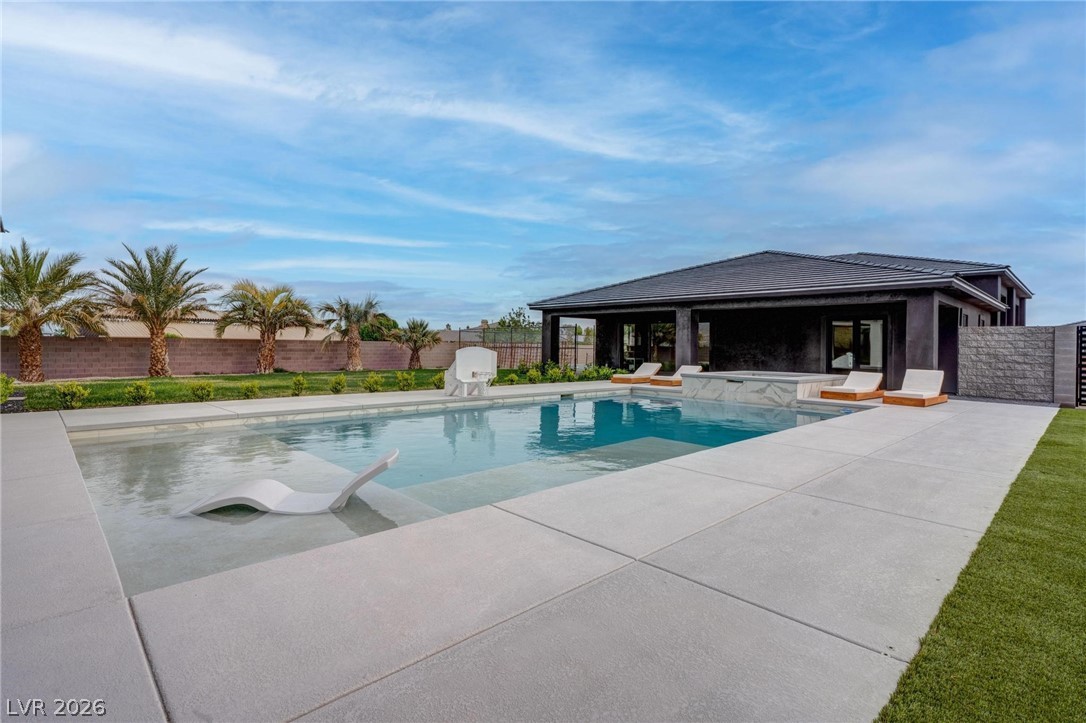 6265 Iron Mountain Road Las Vegas NV 89131