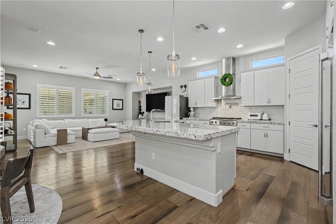 7009 Connor Cove Street Las Vegas NV 89118