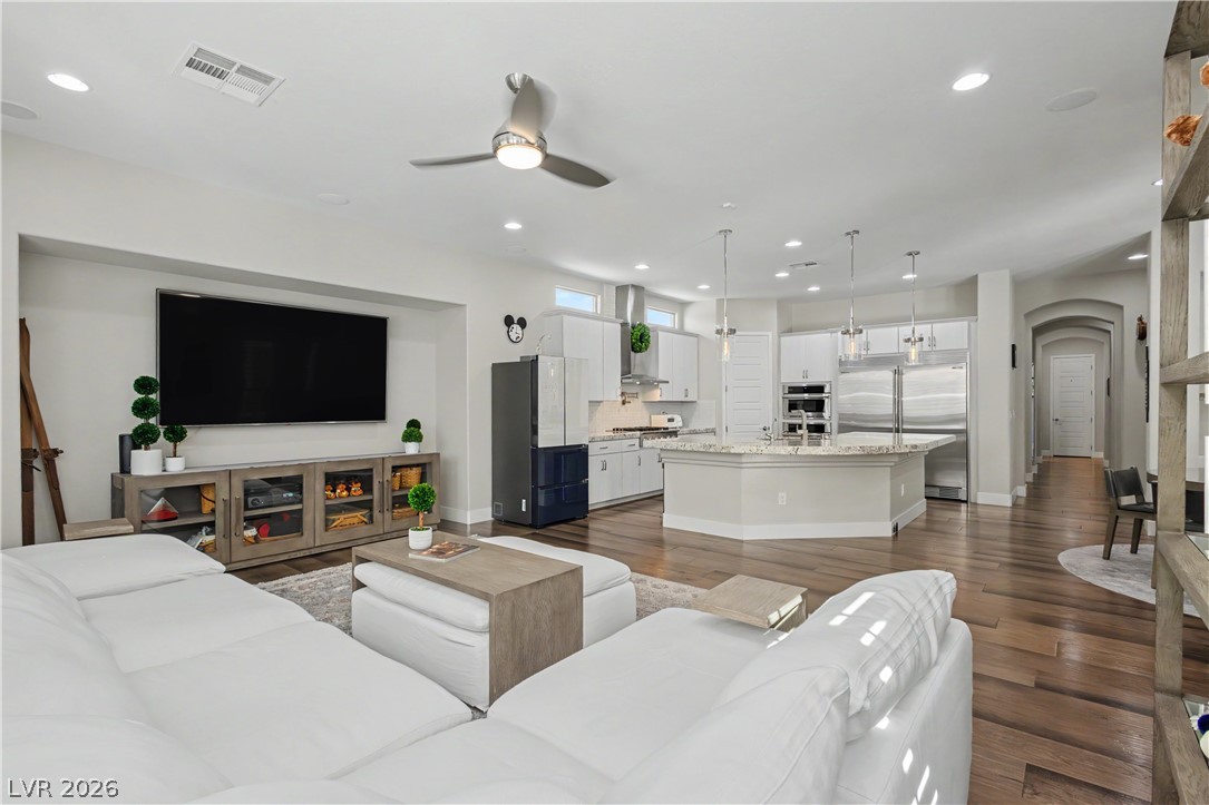 7009 Connor Cove Street Las Vegas NV 89118