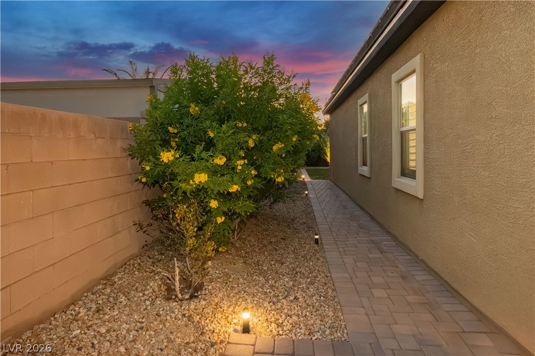 7009 Connor Cove Street Las Vegas NV 89118