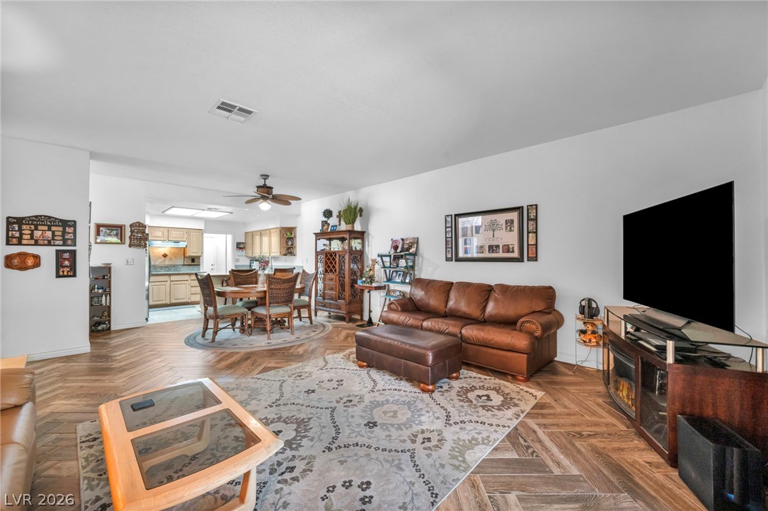 413 Fallwood Lane Las Vegas NV 89107