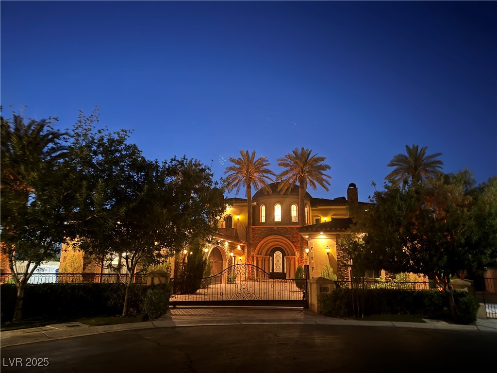 1800 Amarone Way Henderson NV 89012