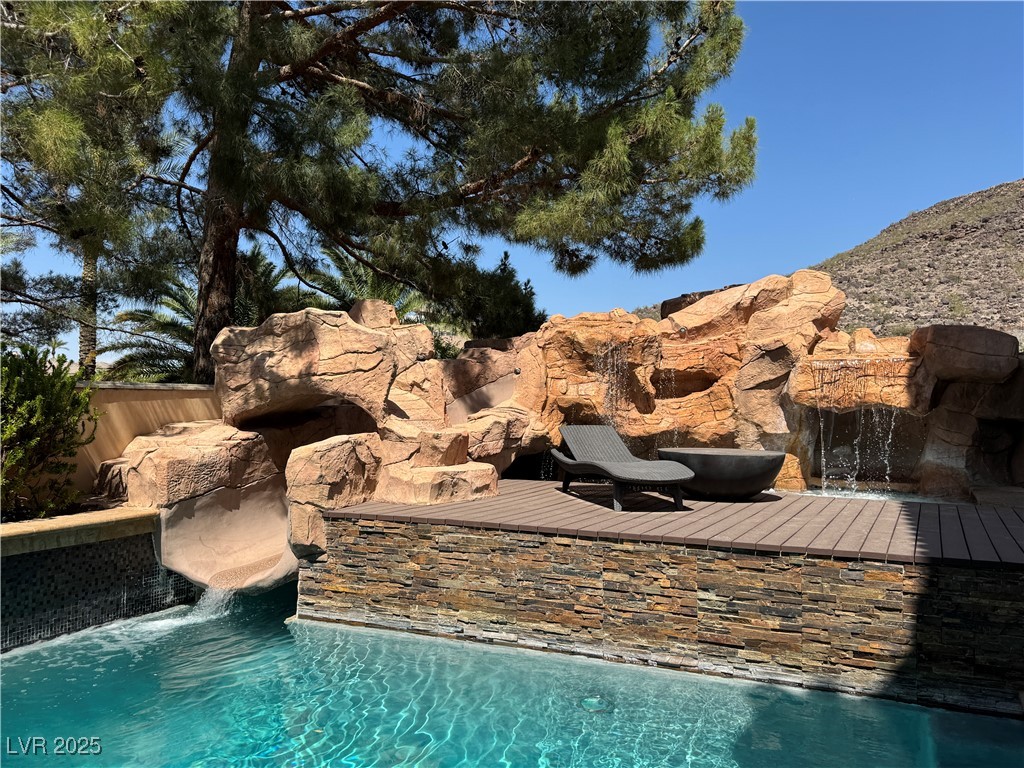 1800 Amarone Way Henderson NV 89012