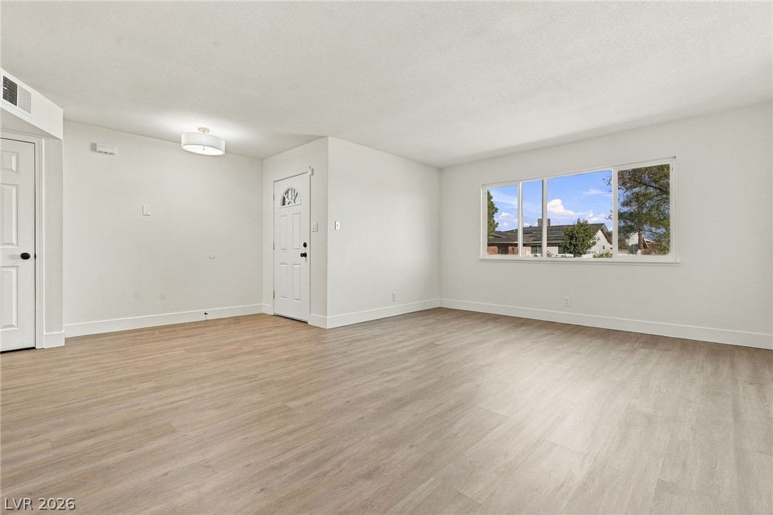 7301 Pinedale Avenue Las Vegas NV 89145