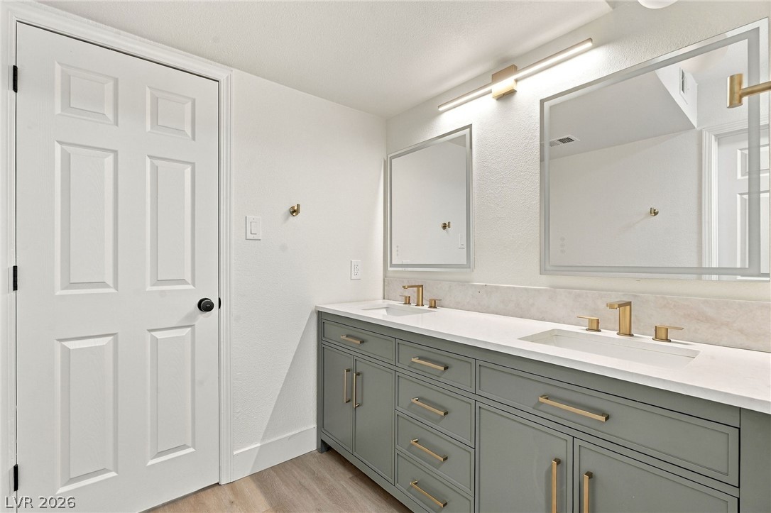 7301 Pinedale Avenue Las Vegas NV 89145