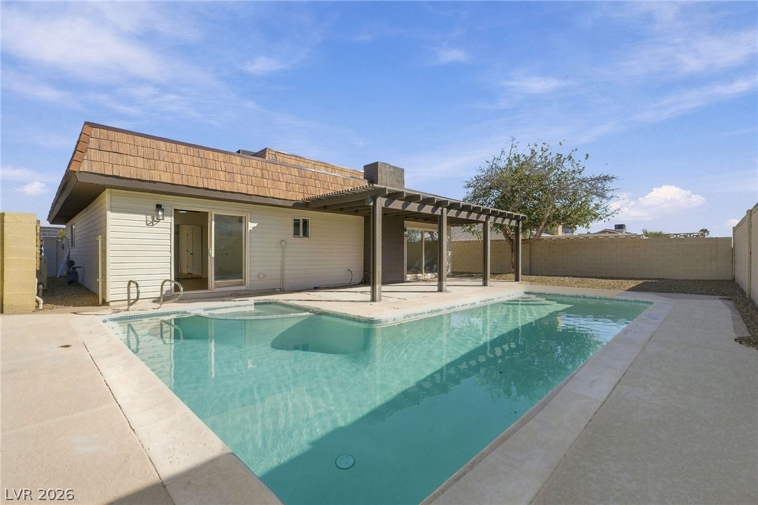 7301 Pinedale Avenue Las Vegas NV 89145