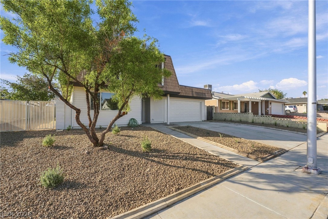 7301 Pinedale Avenue Las Vegas NV 89145