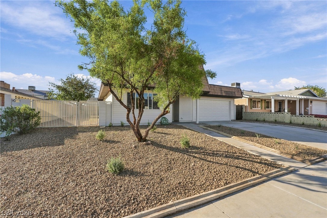 7301 Pinedale Avenue Las Vegas NV 89145