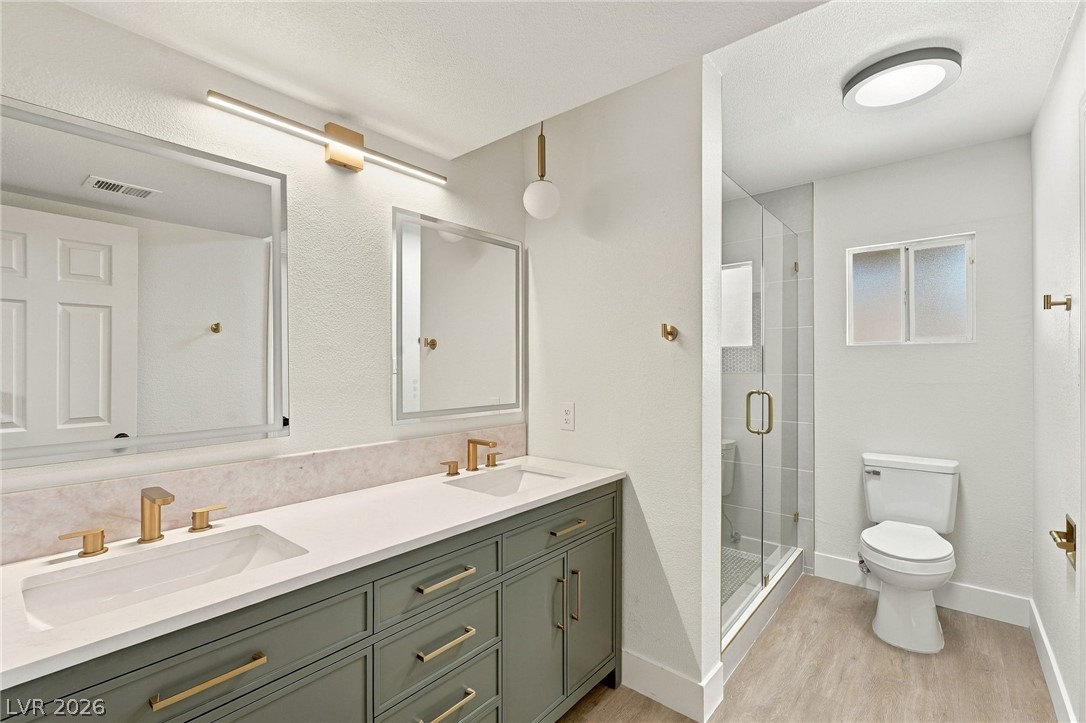7301 Pinedale Avenue Las Vegas NV 89145