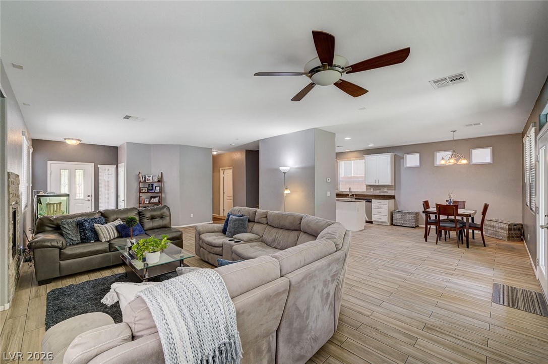 2839 Kinknockie Way Henderson NV 89044