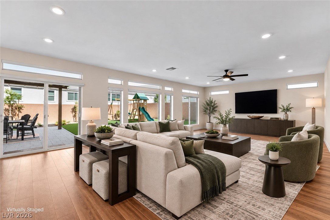 8724 Fortplaid Street Las Vegas NV 89139