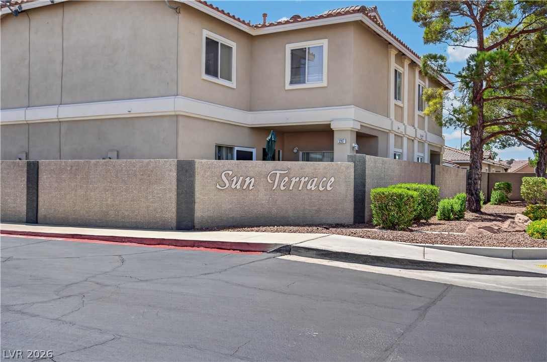 3212 Mystic Ridge Court Las Vegas NV 89129