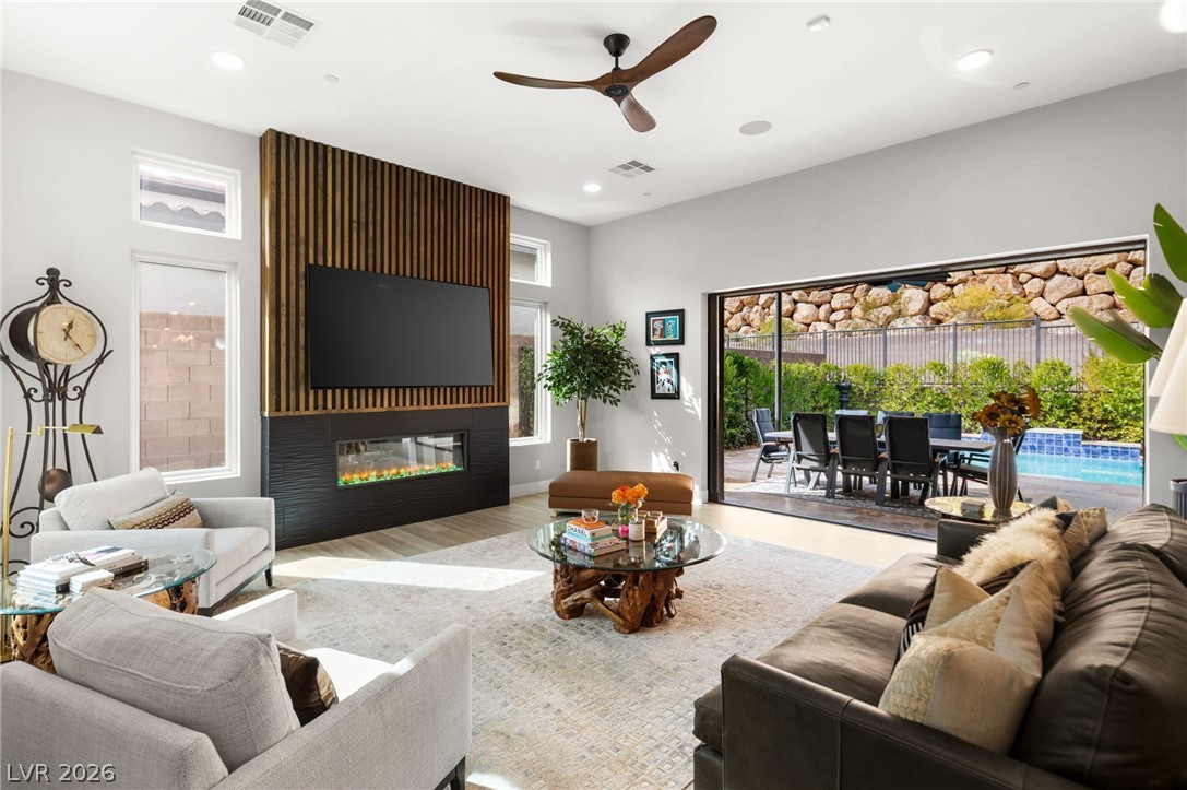 445 Cliff Terrace Avenue Las Vegas NV 89138