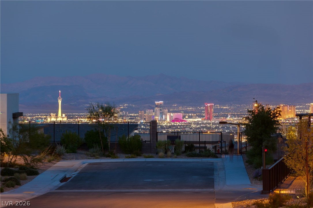 445 Cliff Terrace Avenue Las Vegas NV 89138