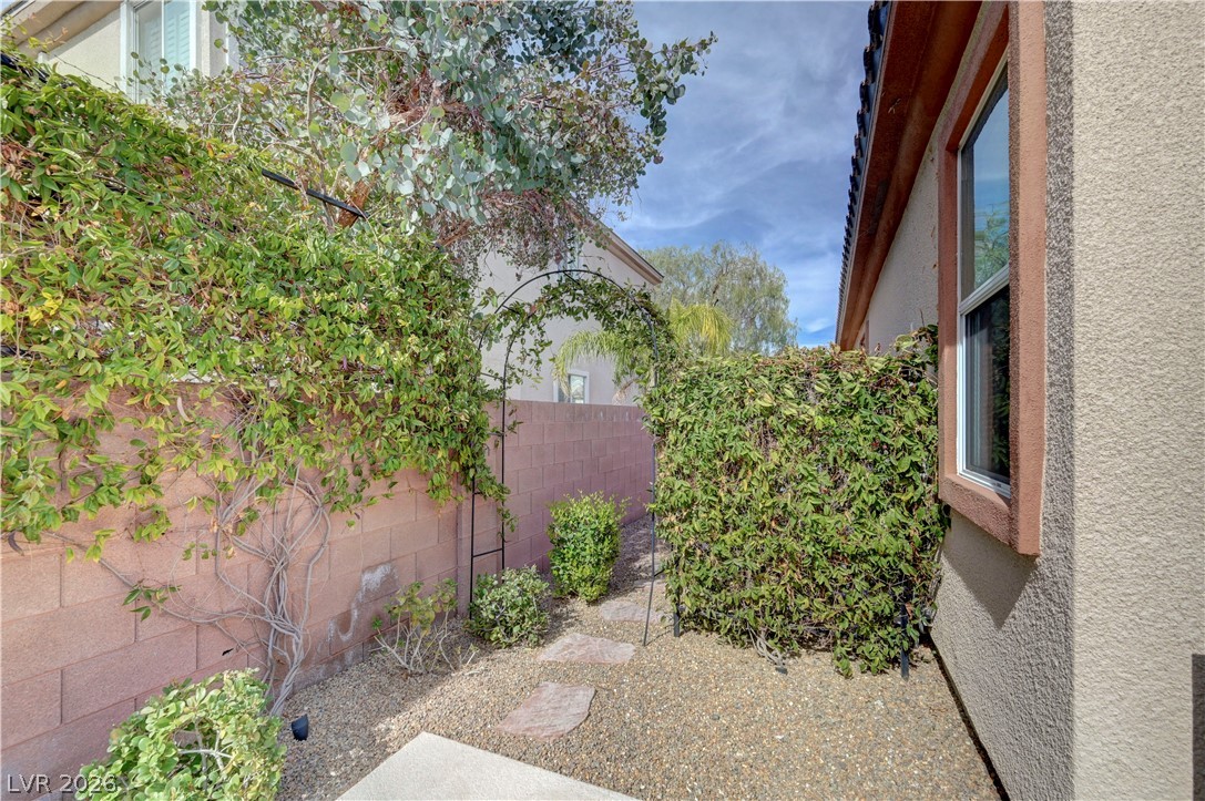 2399 Winter Cliffs Street Henderson NV 89052