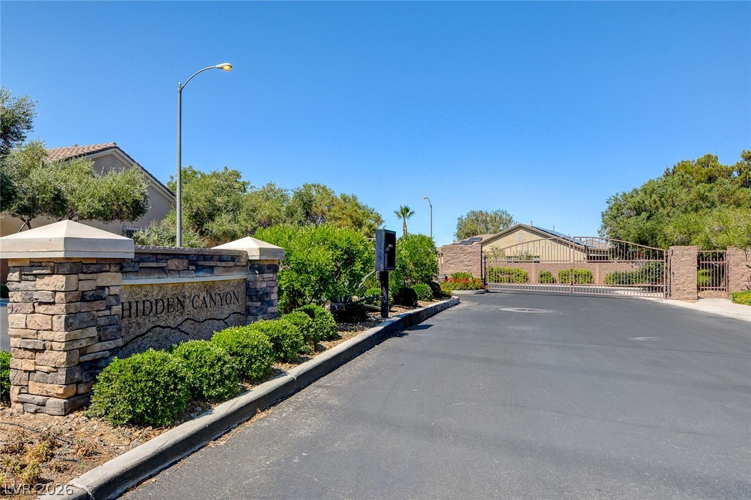2399 Winter Cliffs Street Henderson NV 89052