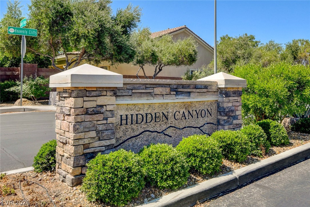 2399 Winter Cliffs Street Henderson NV 89052