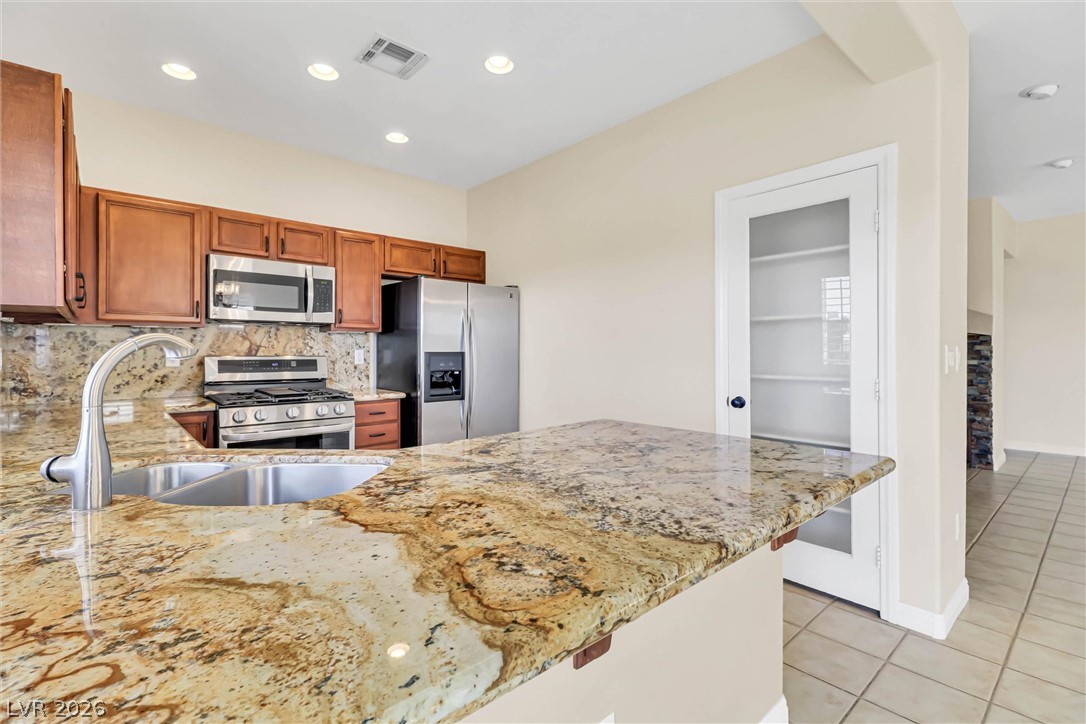 10529 India Hawthorn Avenue Las Vegas NV 89144