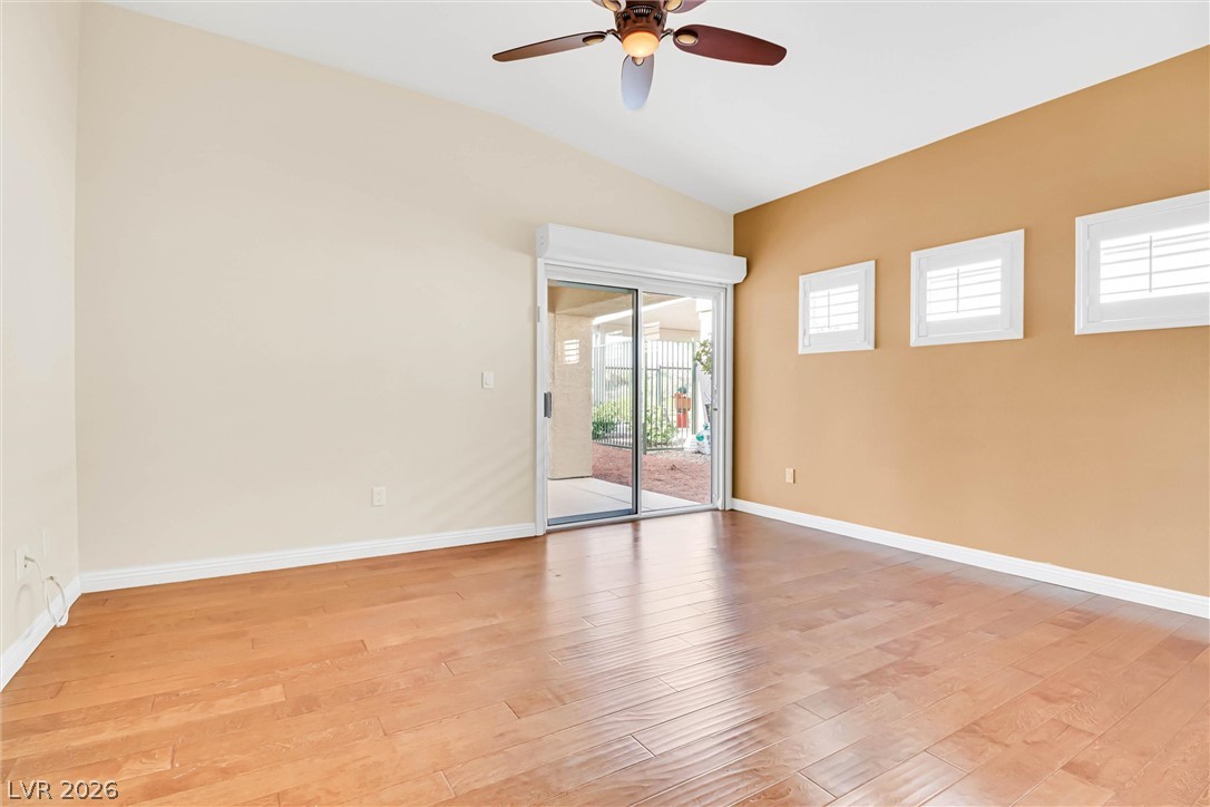 10529 India Hawthorn Avenue Las Vegas NV 89144