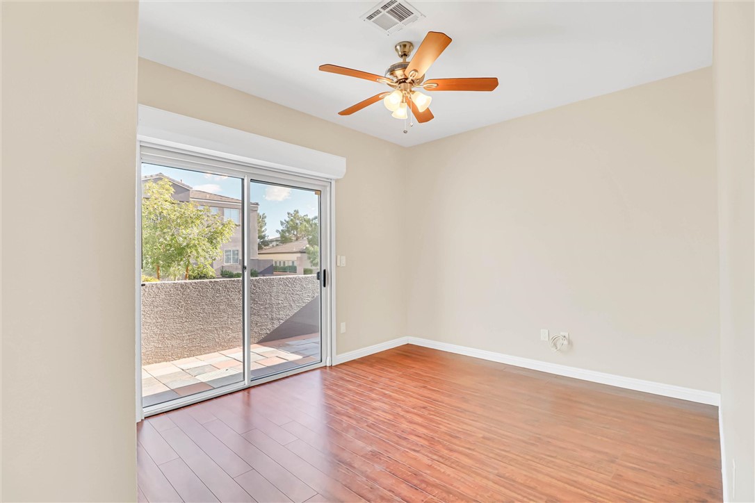 10529 India Hawthorn Avenue Las Vegas NV 89144