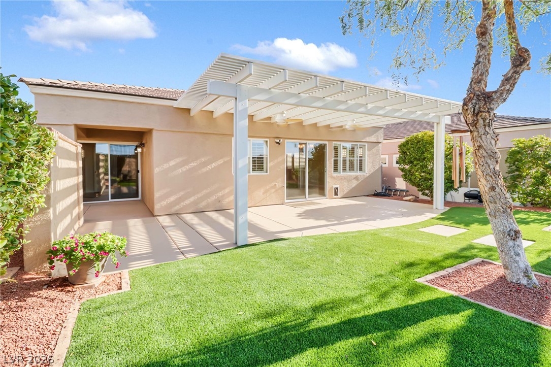 10529 India Hawthorn Avenue Las Vegas NV 89144