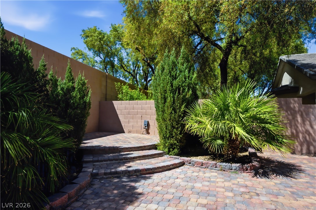 8305 Oakshire Street Las Vegas NV 89131