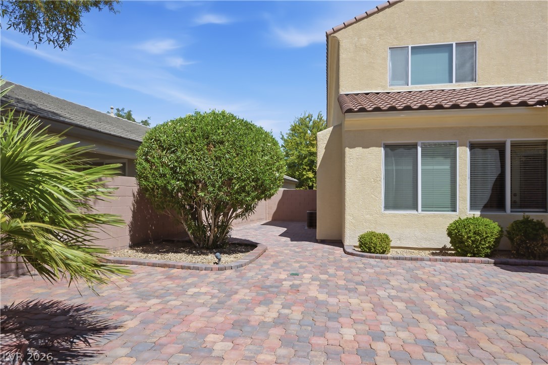 8305 Oakshire Street Las Vegas NV 89131