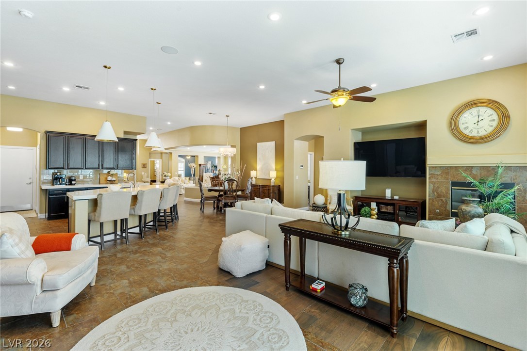 10063 Golden Bluff Avenue Las Vegas NV 89148