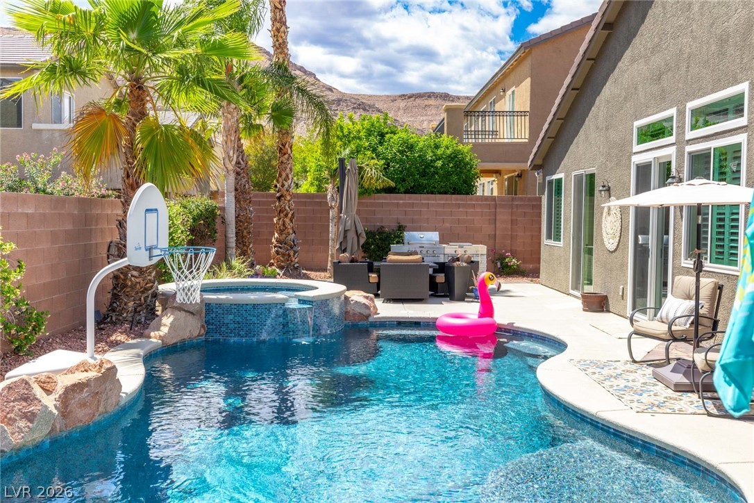 10063 Golden Bluff Avenue Las Vegas NV 89148