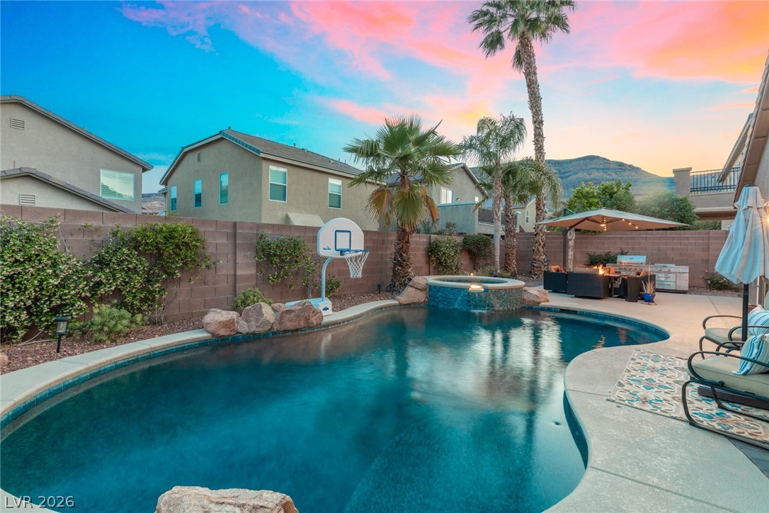 10063 Golden Bluff Avenue Las Vegas NV 89148