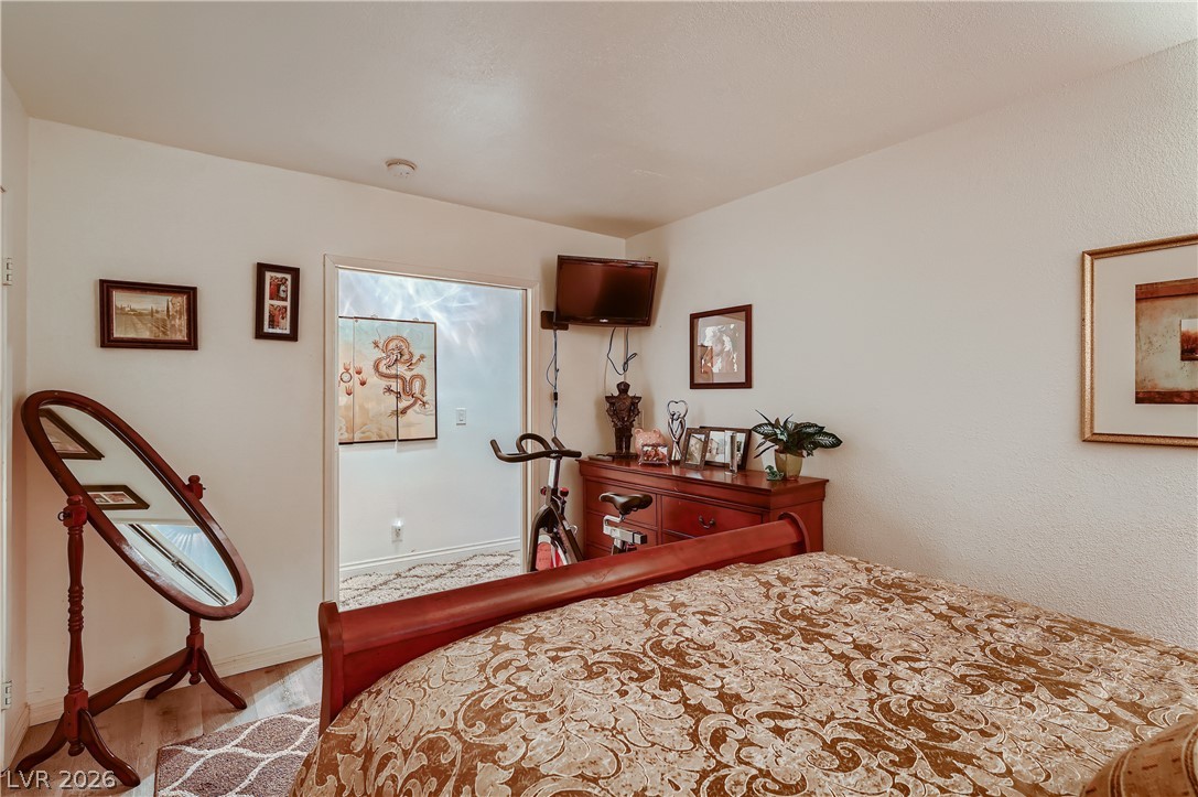 7082 Mira Vista Street Las Vegas NV 89120