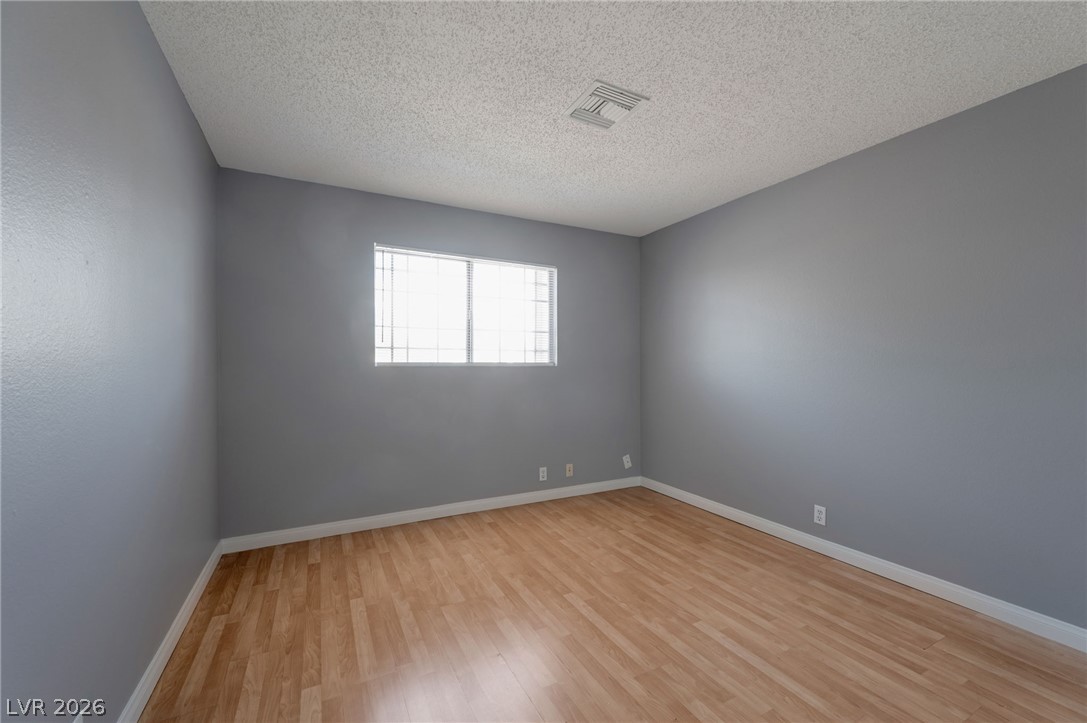3825 Summer Breeze Circle Las Vegas NV 89108