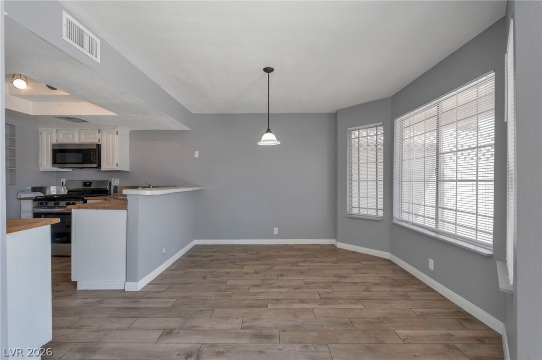 3825 Summer Breeze Circle Las Vegas NV 89108