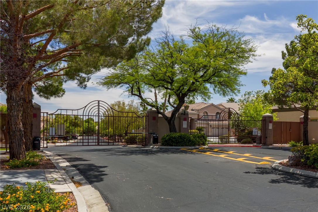 10548 Meadow Mist Avenue Las Vegas NV 89135