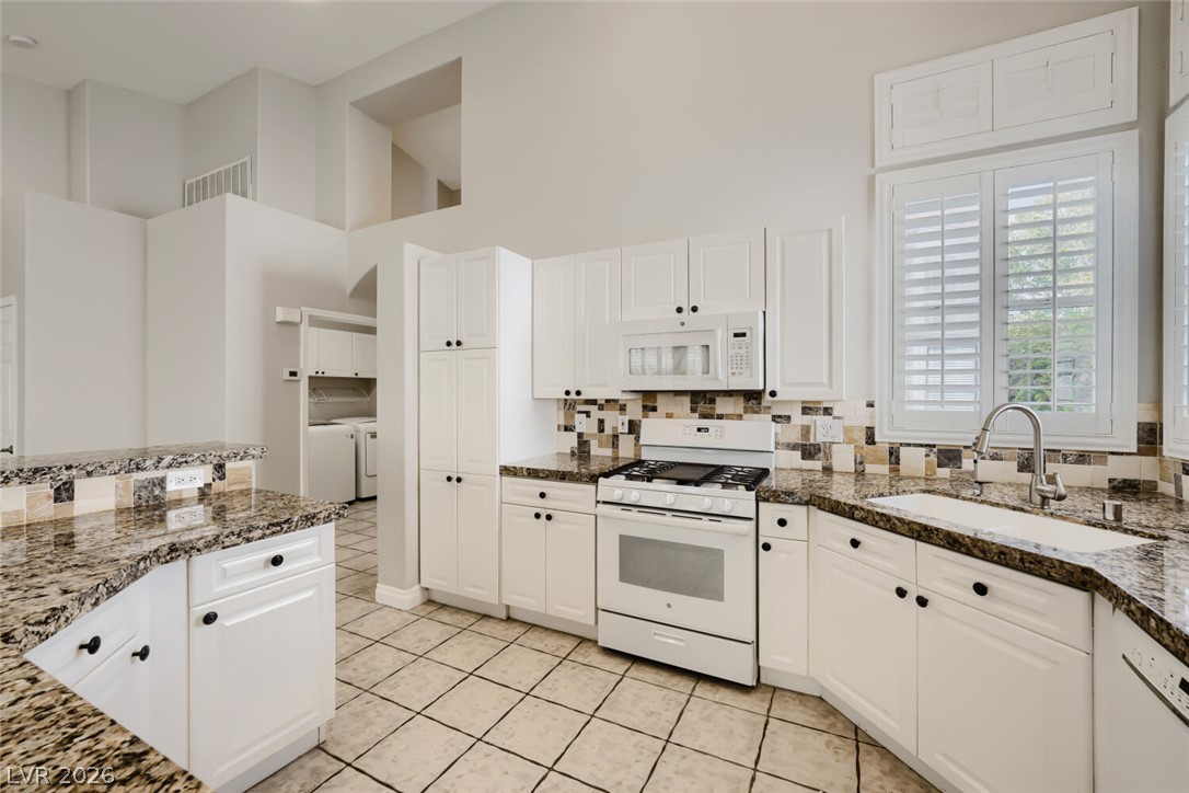9641 Emeraude Avenue Las Vegas NV 89147