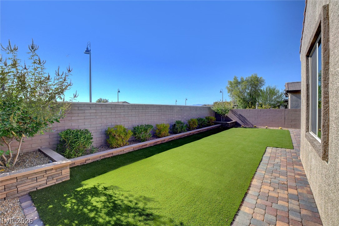 673 Sunlight Hill Street Henderson NV 89011