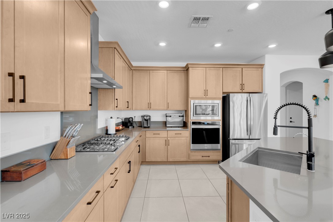 124 Lake Oasis Street Henderson NV 89011