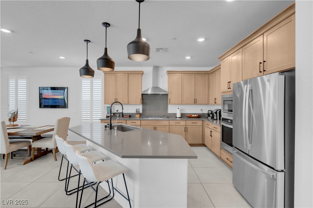 124 Lake Oasis Street Henderson NV 89011