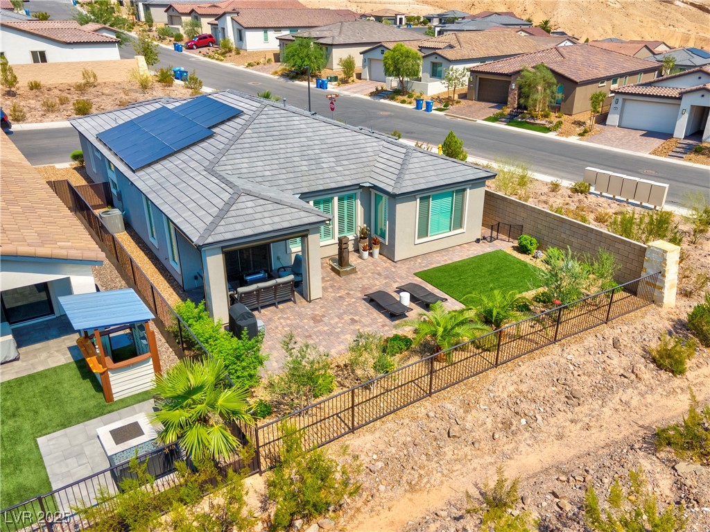 124 Lake Oasis Street Henderson NV 89011