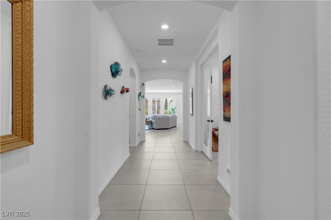 124 Lake Oasis Street Henderson NV 89011