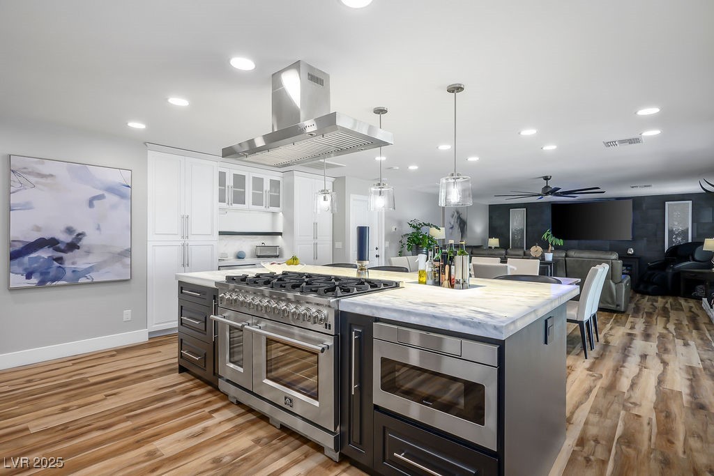 5670 North Riley Street Las Vegas NV 89149