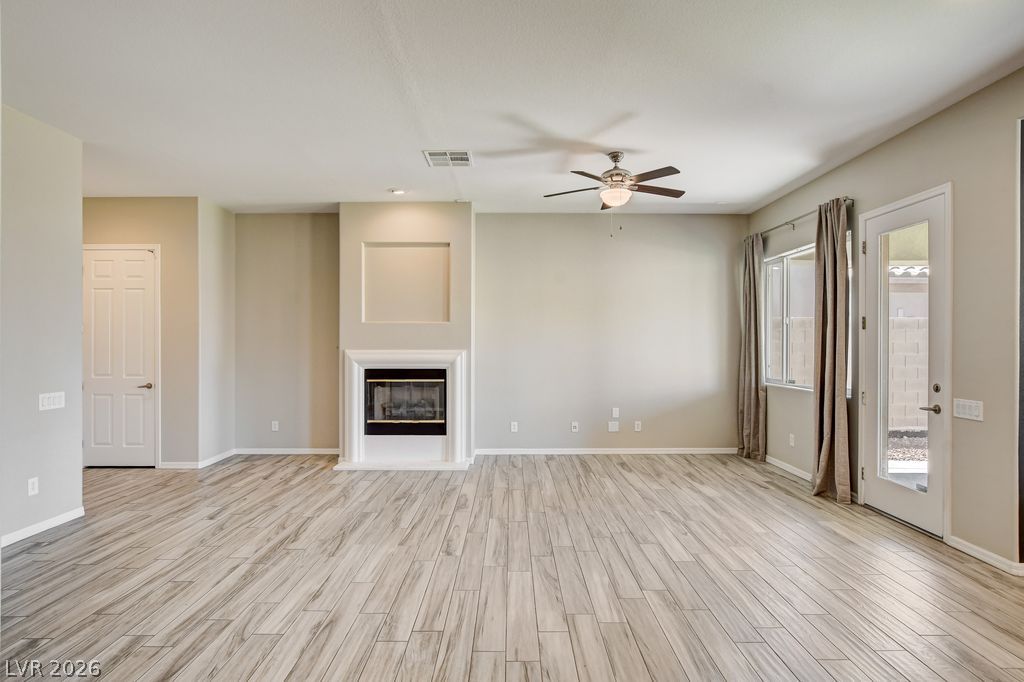 2756 Leys Burnett Avenue Henderson NV 89044