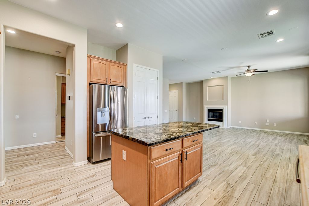 2756 Leys Burnett Avenue Henderson NV 89044